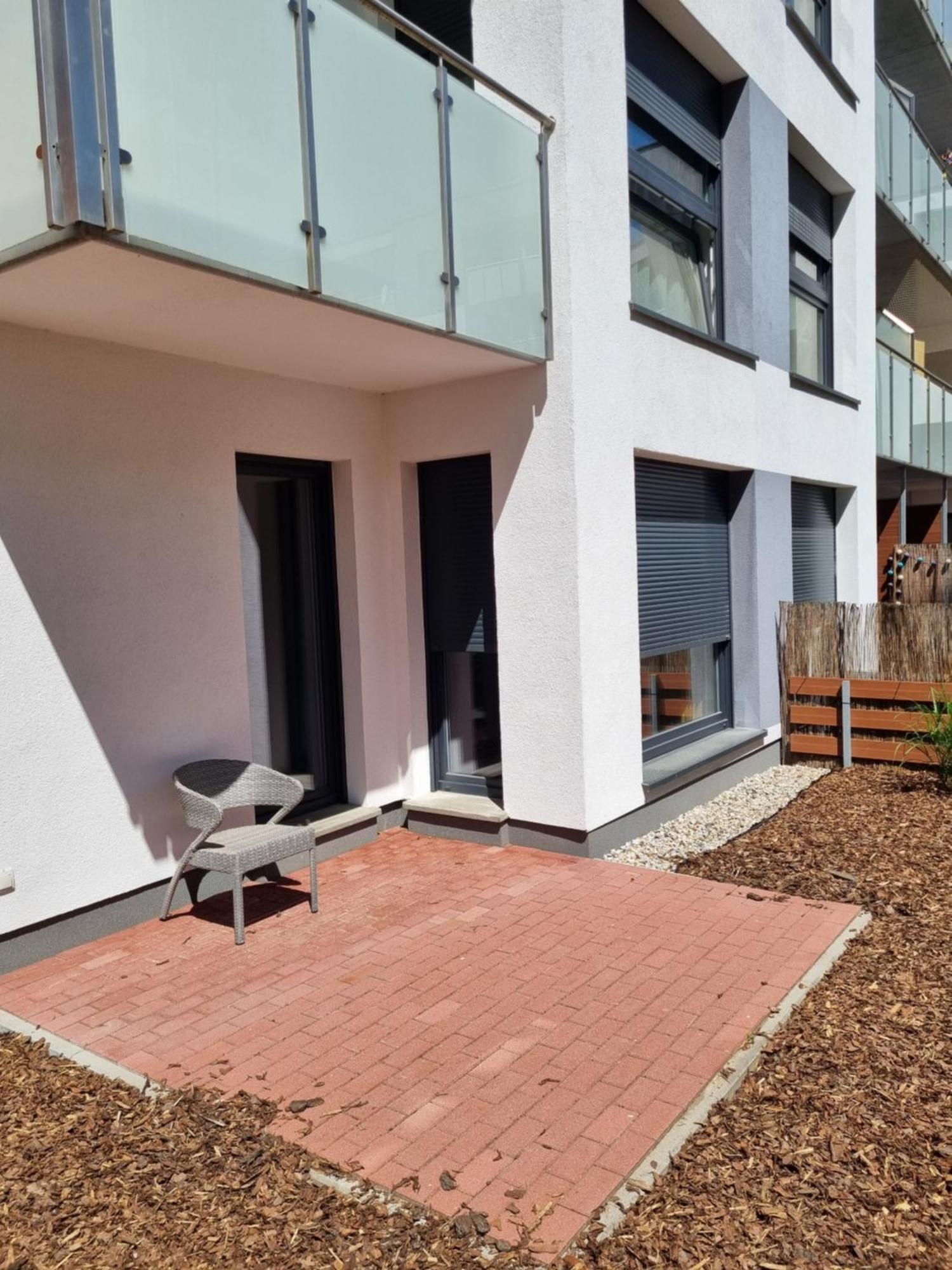 Apartament Rejtana 莱什诺 外观 照片